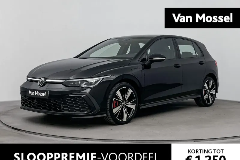 Volkswagen Golf (2023)