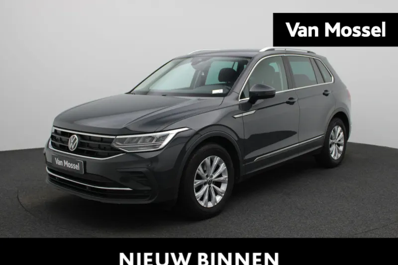 Volkswagen Tiguan (2022)