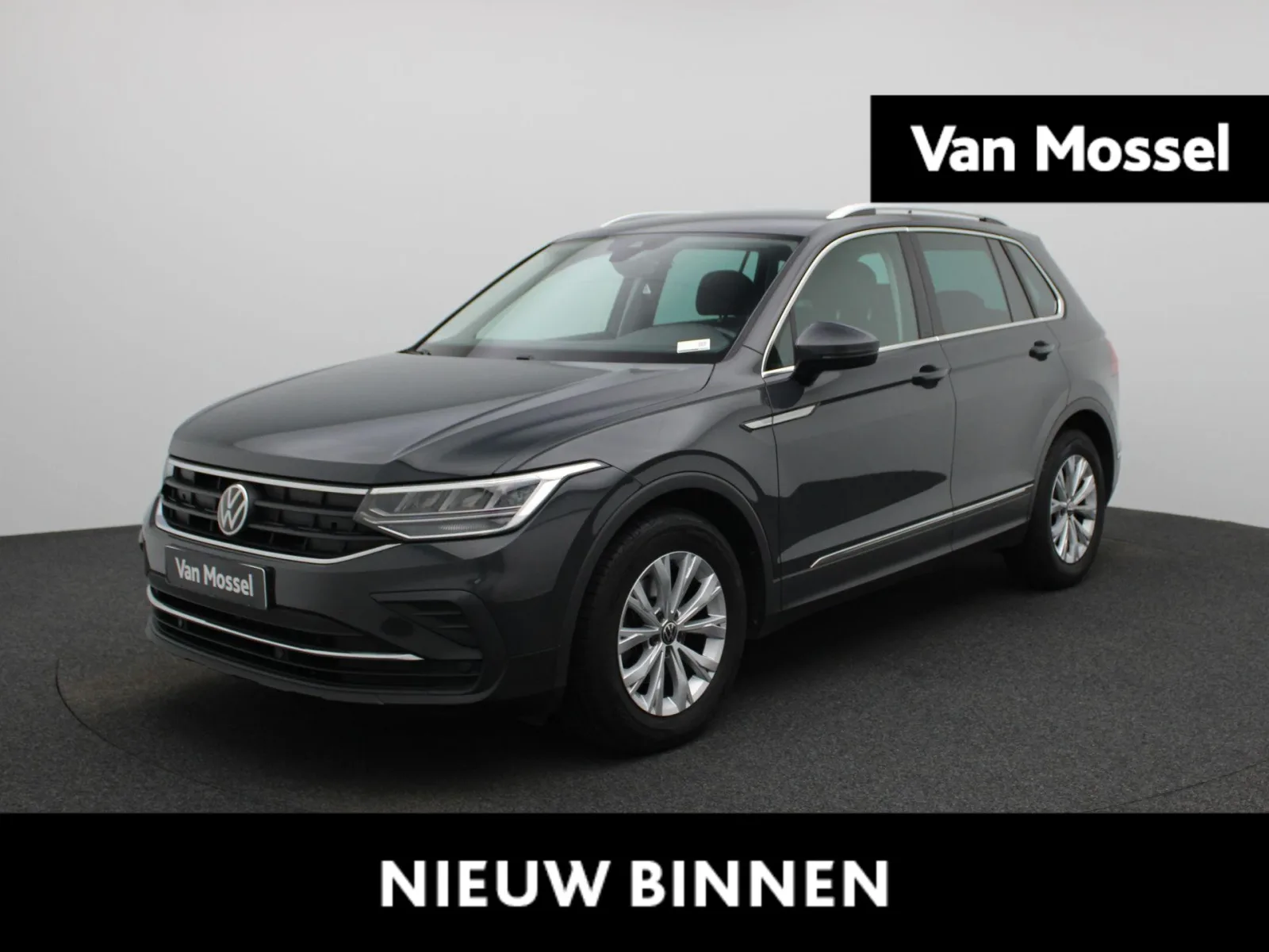 Volkswagen Tiguan (2022) — foto 1