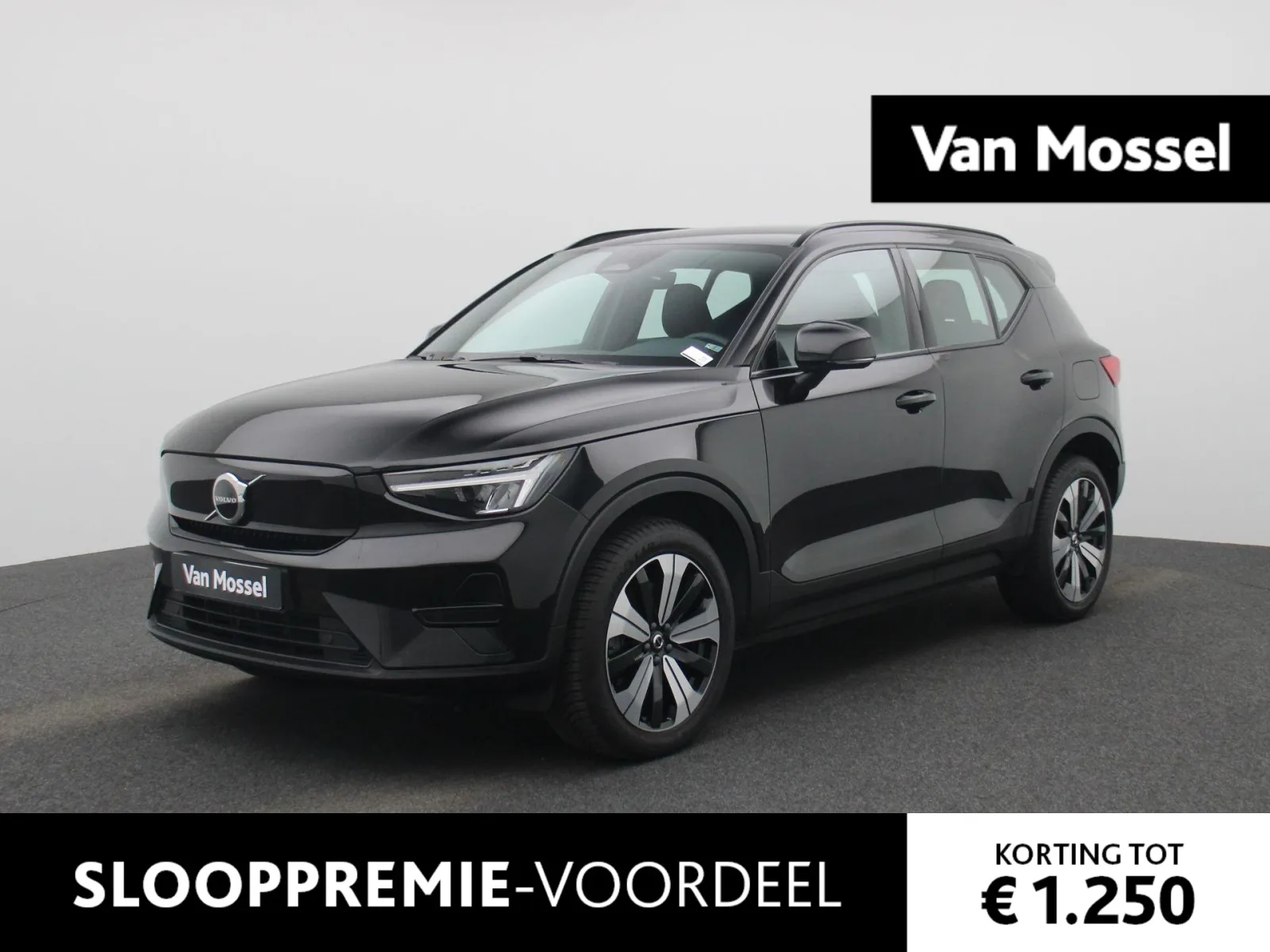 Volvo XC40 (2023) — foto 1