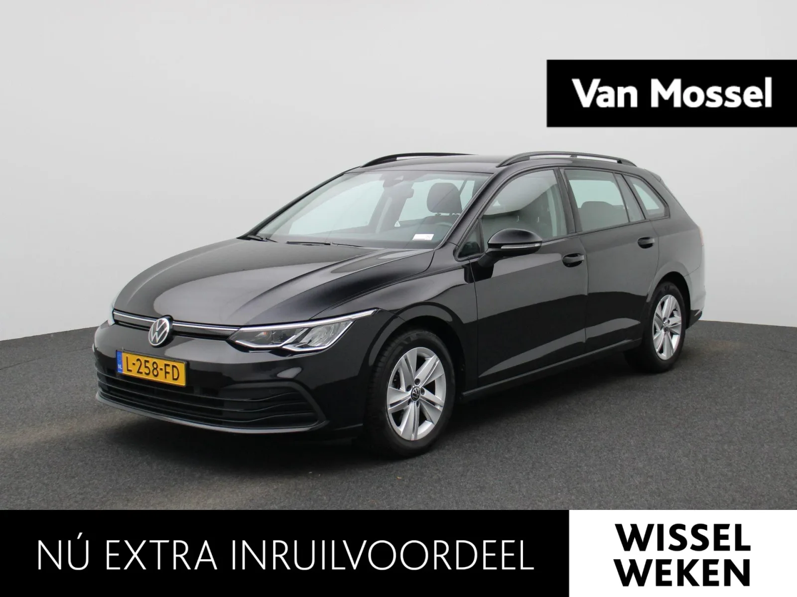 Volkswagen Golf (2021) — foto 1