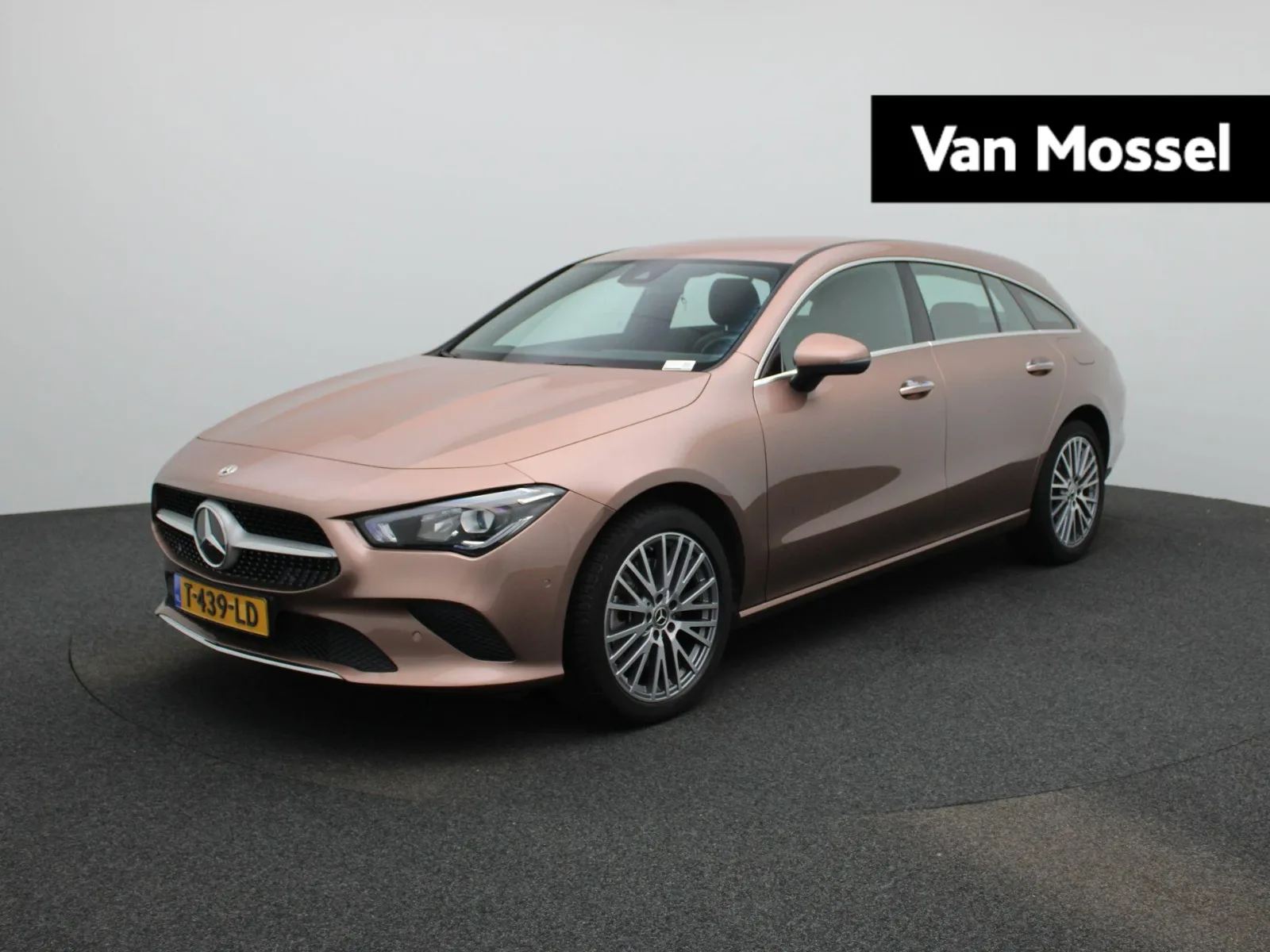 Mercedes-Benz CLA-Klasse (2023) — foto 1