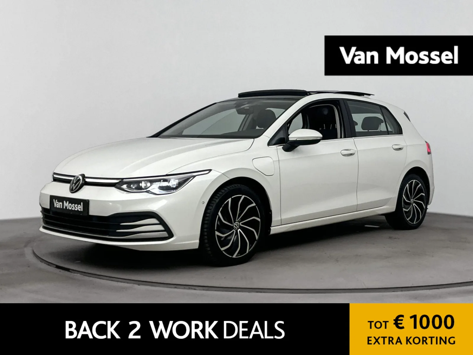 Volkswagen Golf (2021) — foto 1
