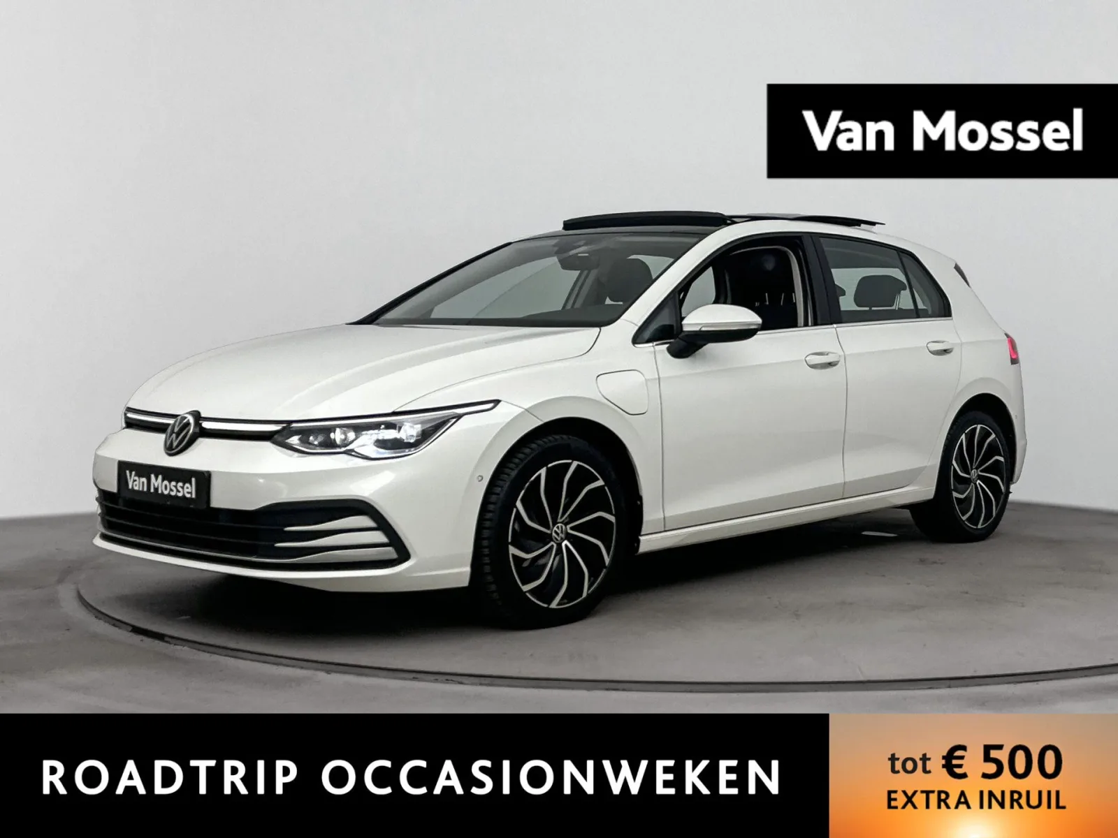 Volkswagen Golf (2021) — foto 1