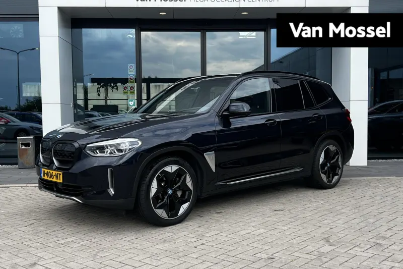 BMW iX3 (2021)