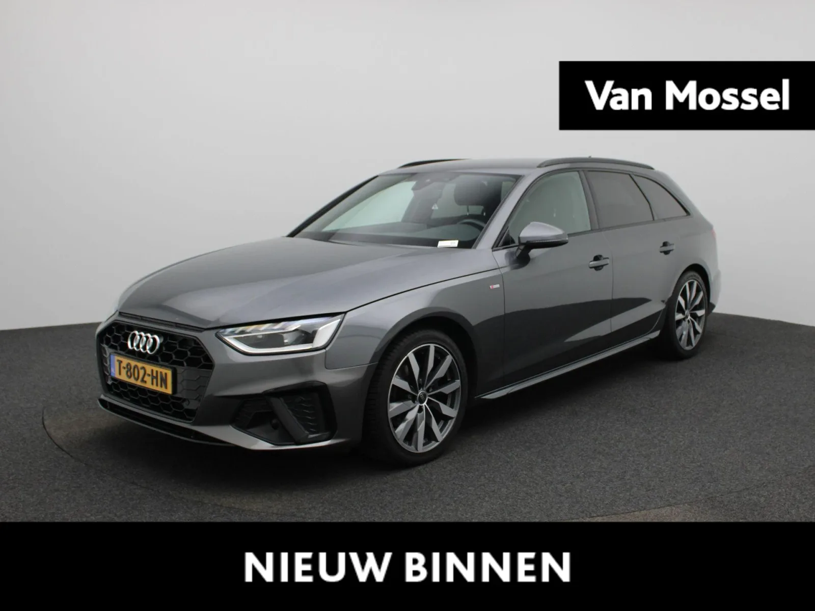 Audi A4 (2023) — foto 1