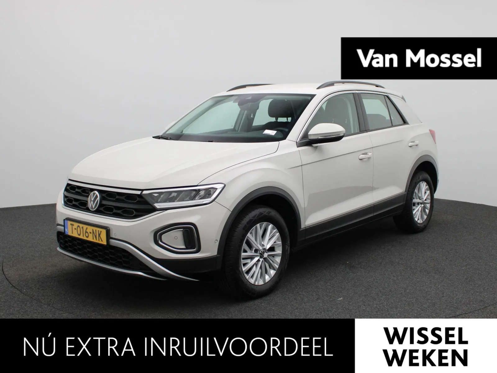 Volkswagen T-Roc (2023) — foto 1
