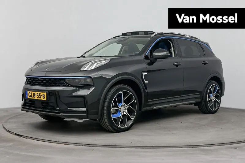 Lynk & Co 01 (2023)