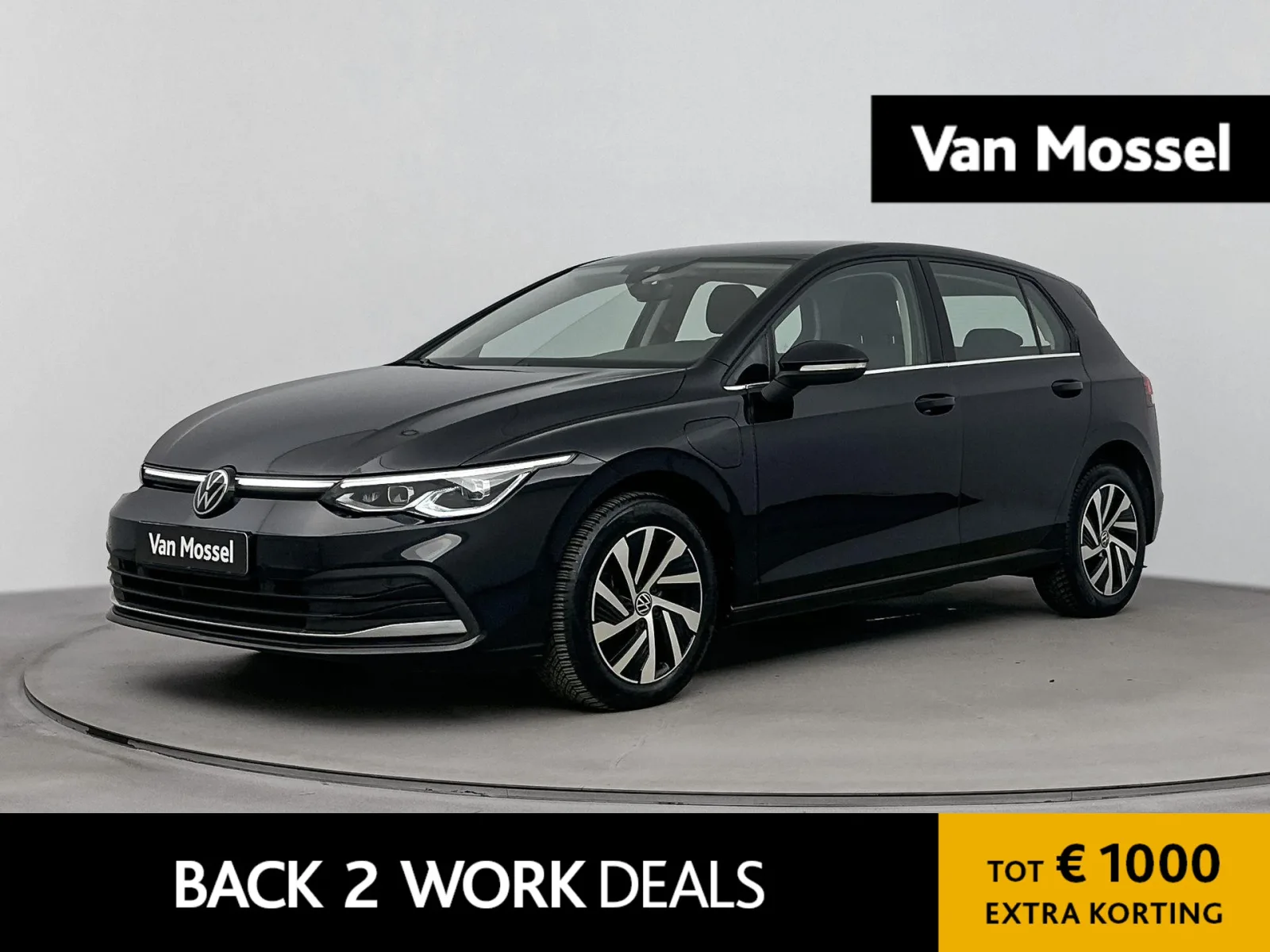 Volkswagen Golf (2023) — foto 1