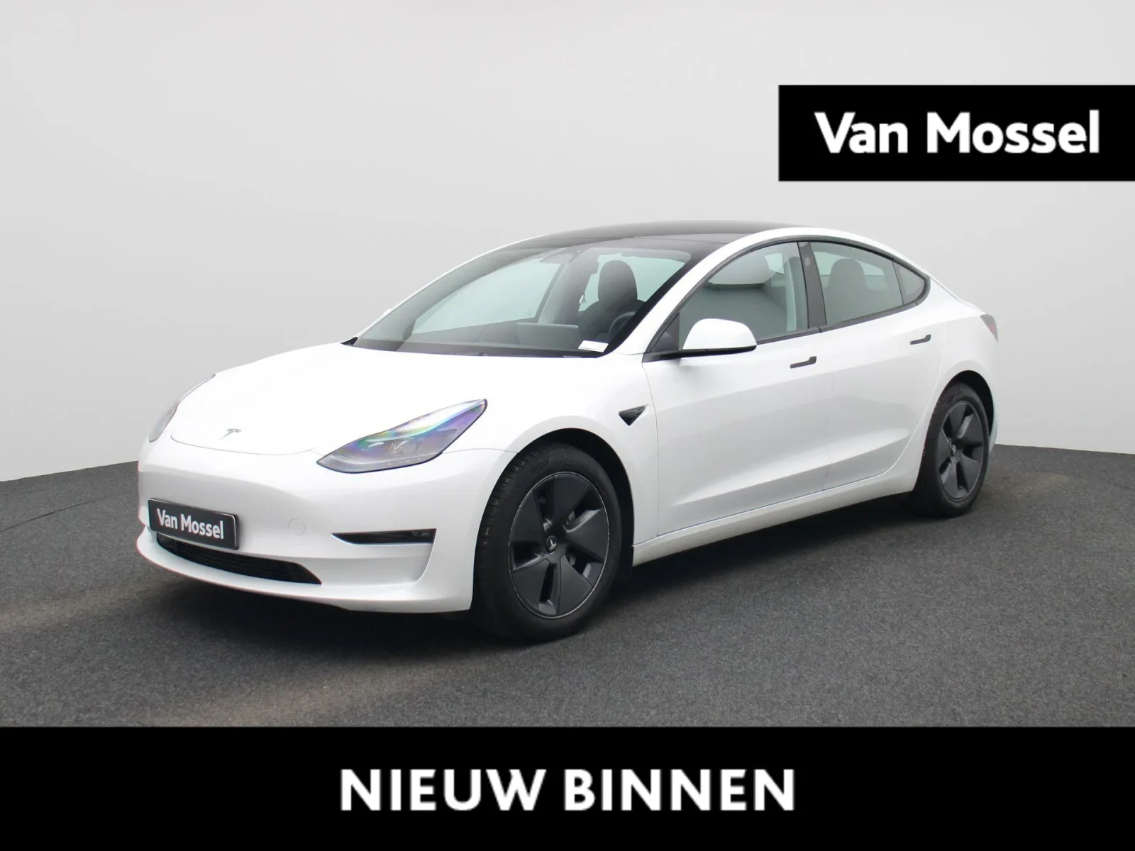 Tesla Model 3 (2023) — foto 1