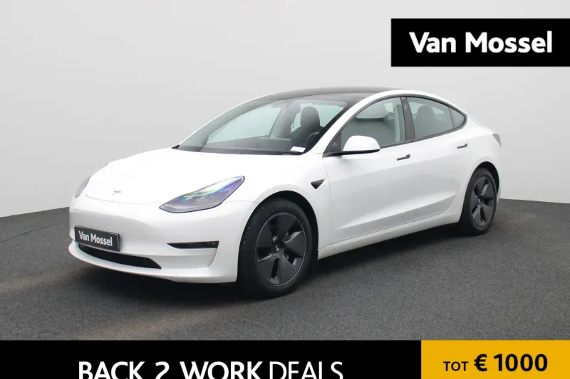 Tesla Model 3 (2023)