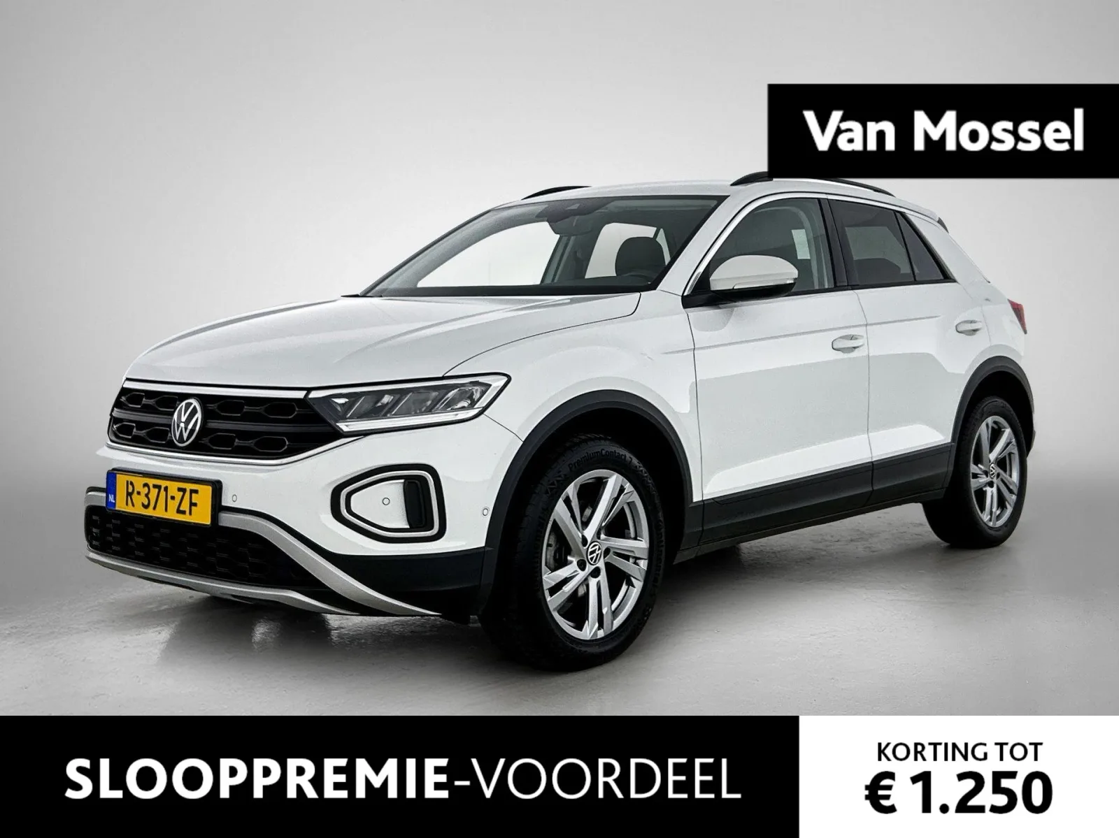 Volkswagen T-Roc (2023) — foto 1
