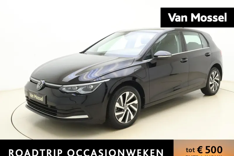 Volkswagen Golf (2023)