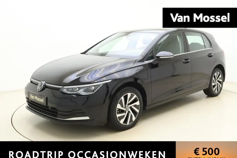 Volkswagen Golf (2023)