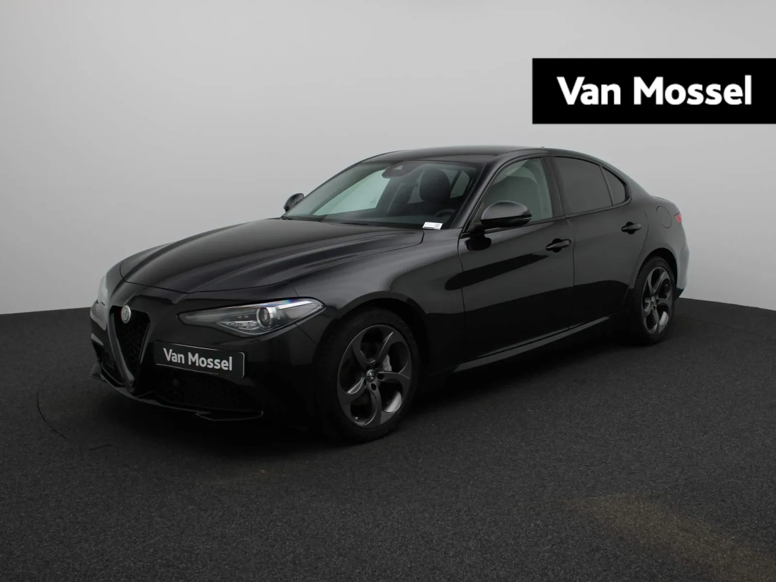 Alfa Romeo Giulia (2019) — foto 1