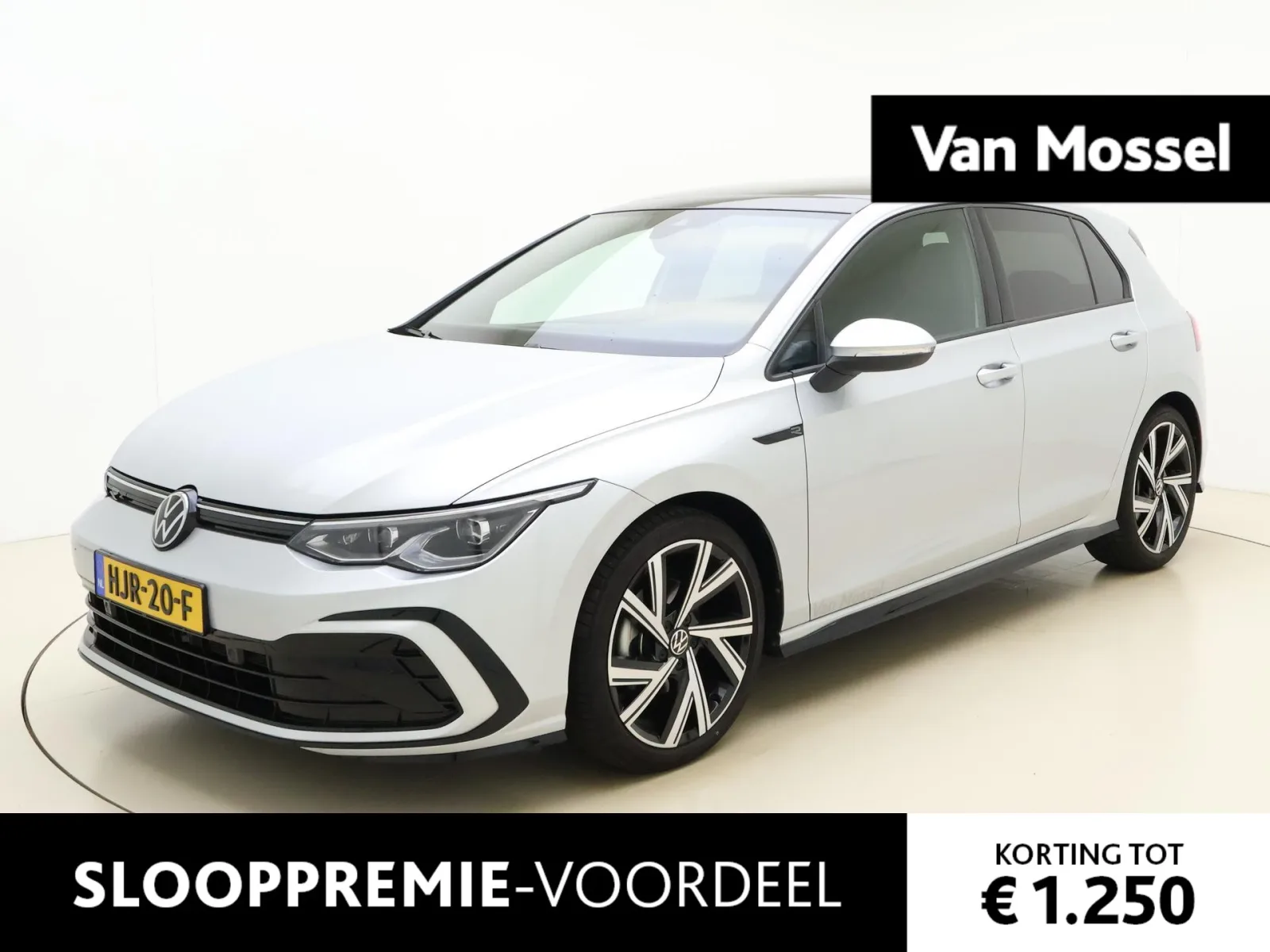 Volkswagen Golf (2024) — foto 1