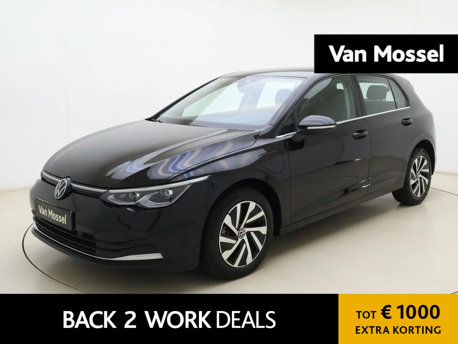 Volkswagen Golf (2023) — foto 1