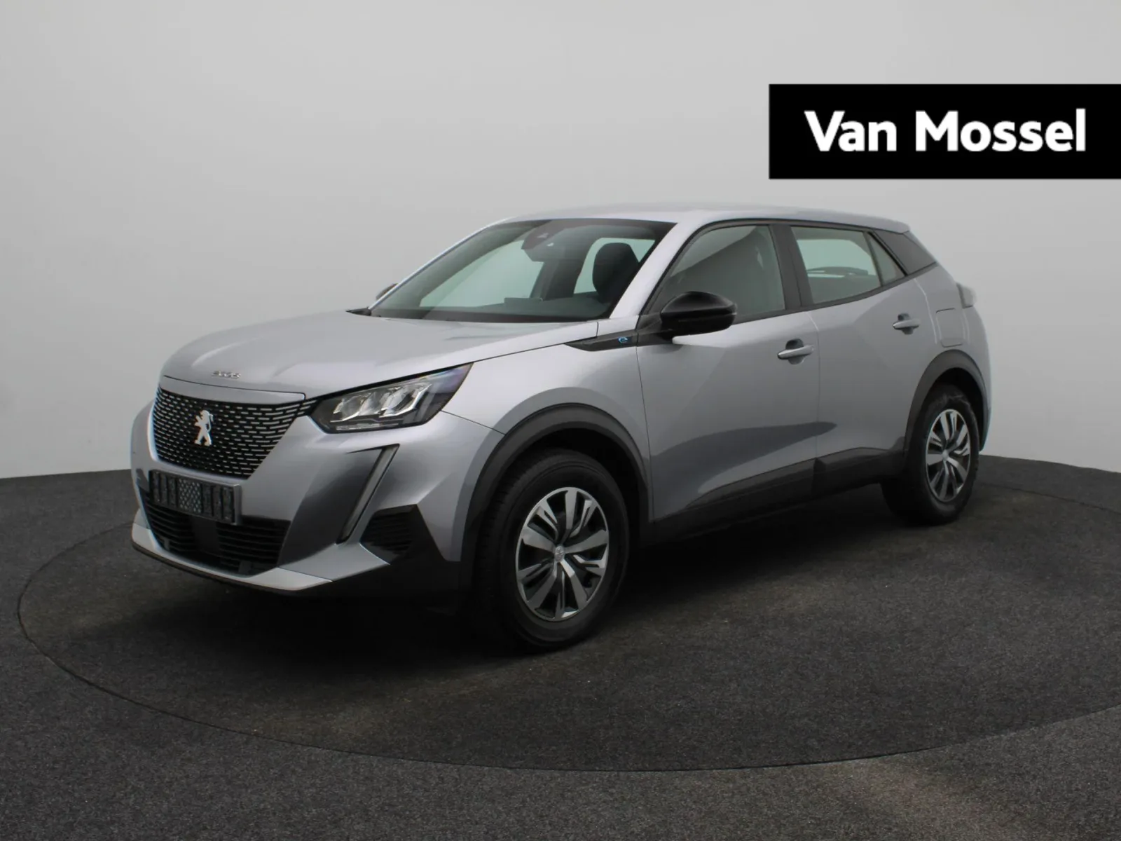 Peugeot e-2008 (2023) — foto 1
