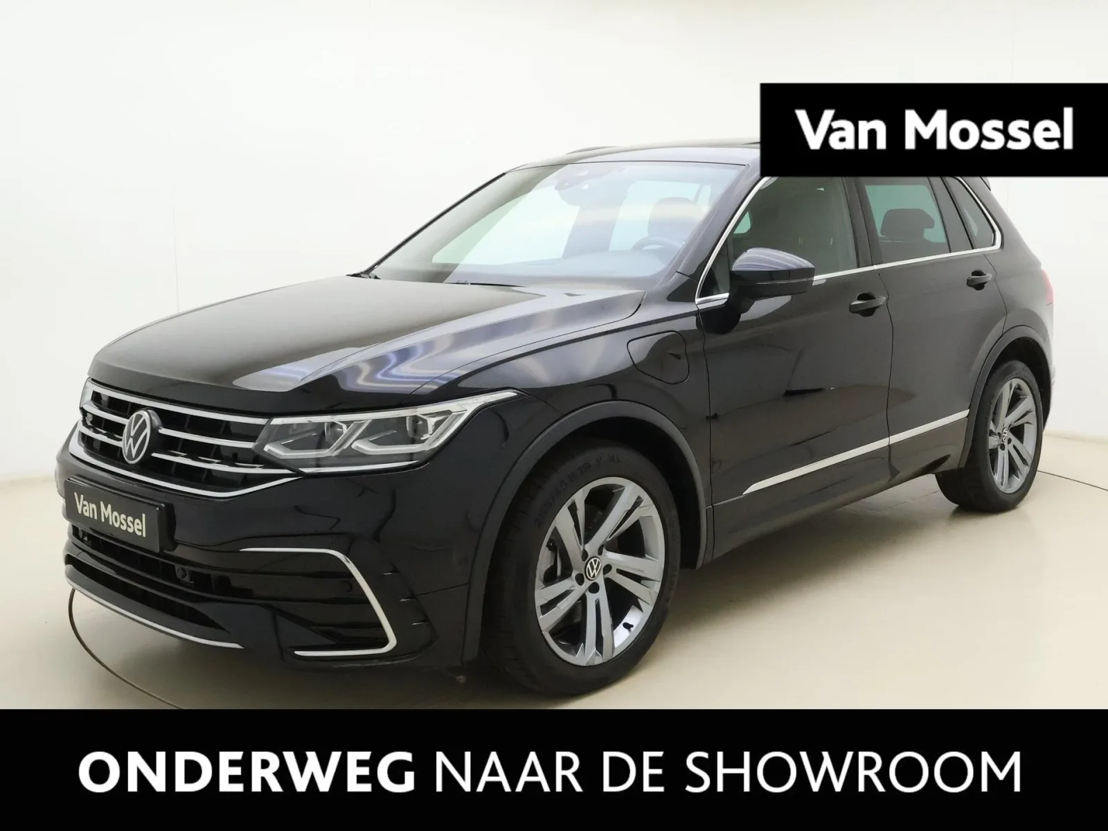 Volkswagen Tiguan (2022) — foto 1