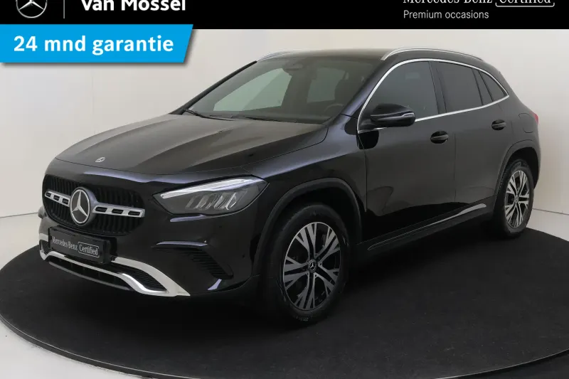 Mercedes-Benz GLA (2023)