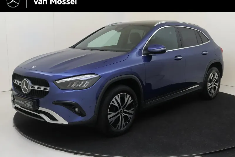 Mercedes-Benz GLA (2024)