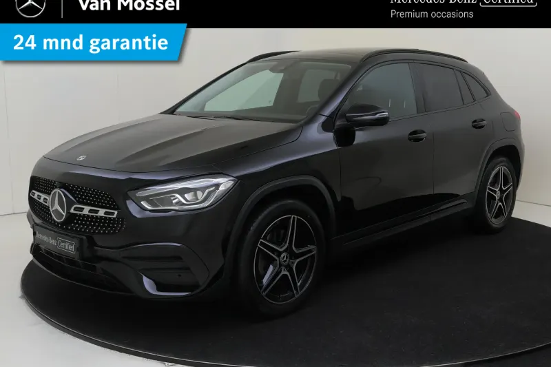 Mercedes-Benz GLA (2022)