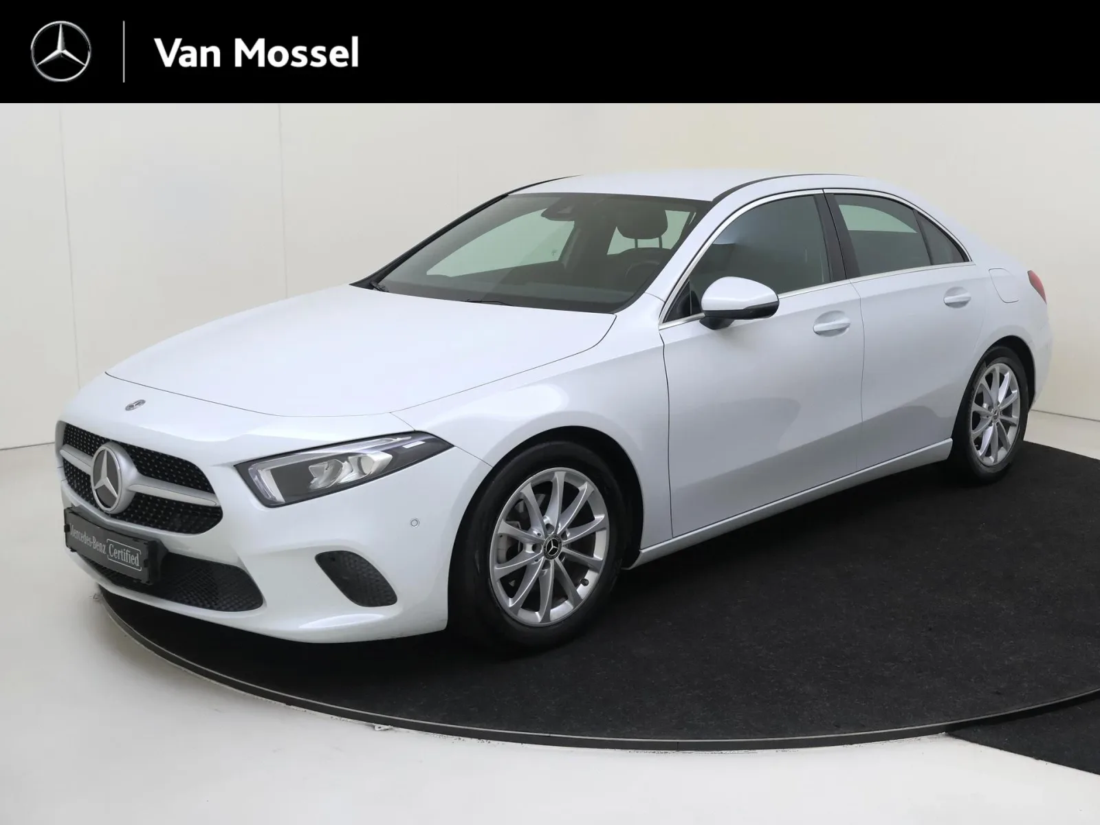 Mercedes-Benz A-Klasse (2020) — foto 1