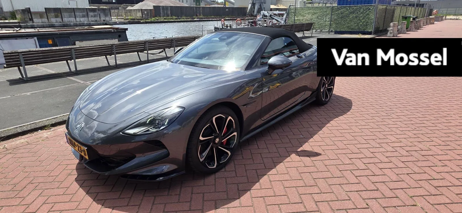 MG Cyberster (2025) — foto 1