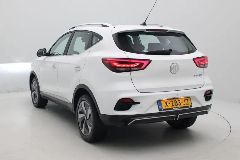 MG ZS EV (2023)