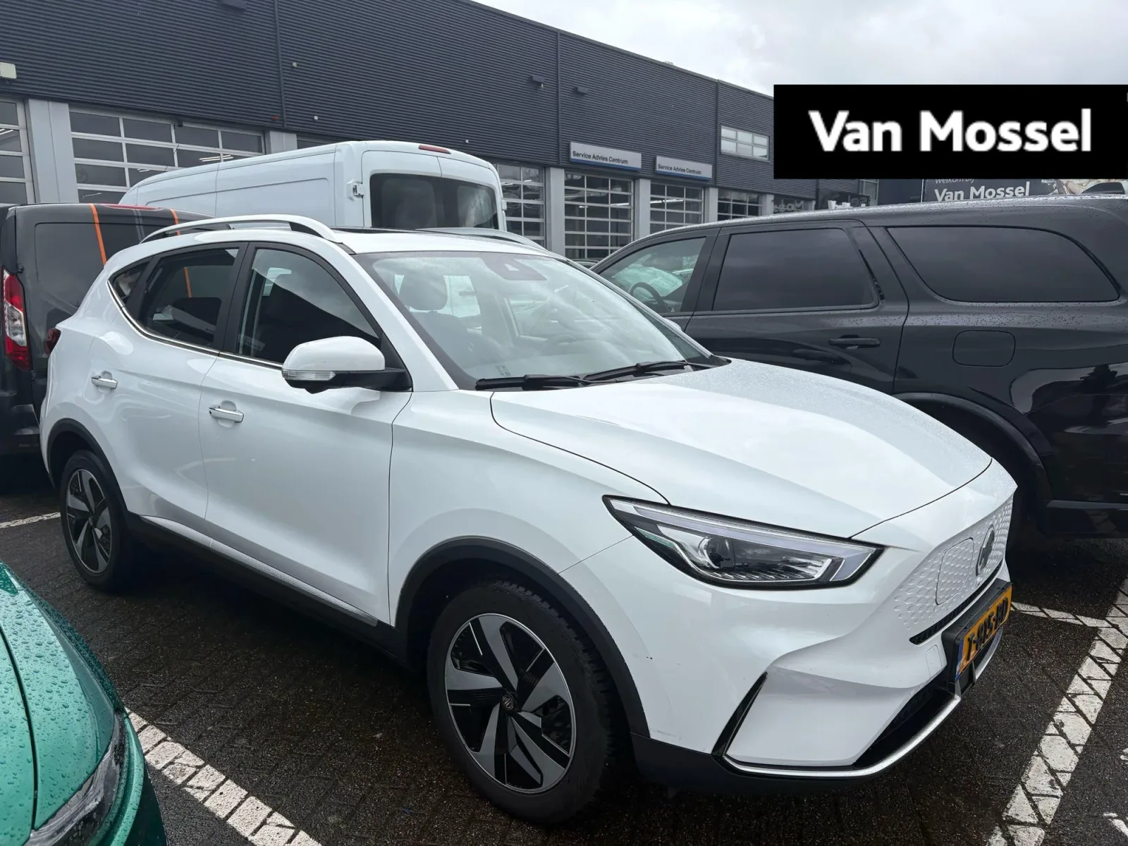 MG ZS EV (2023) — foto 1