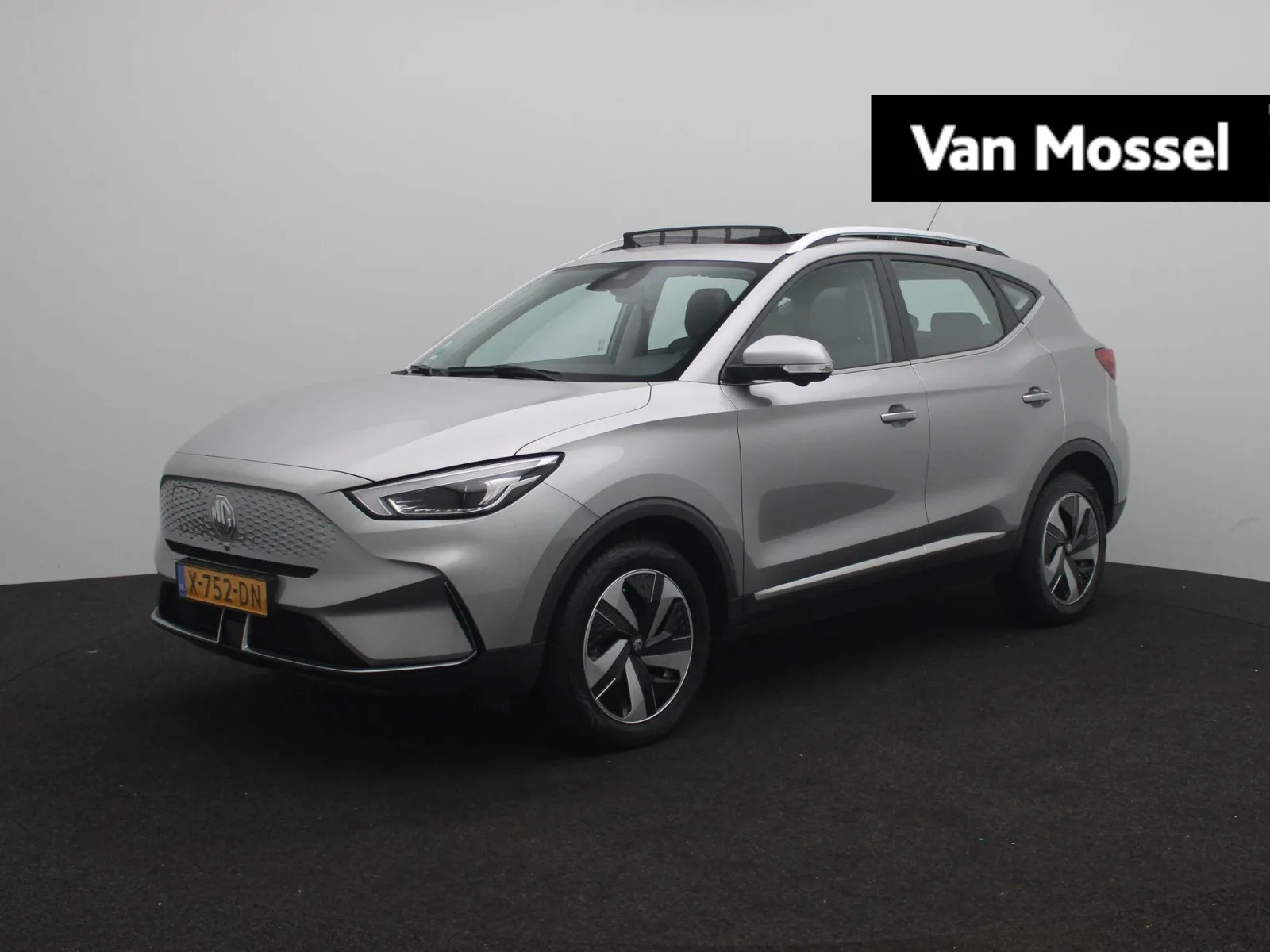 MG ZS EV (2023) — foto 1