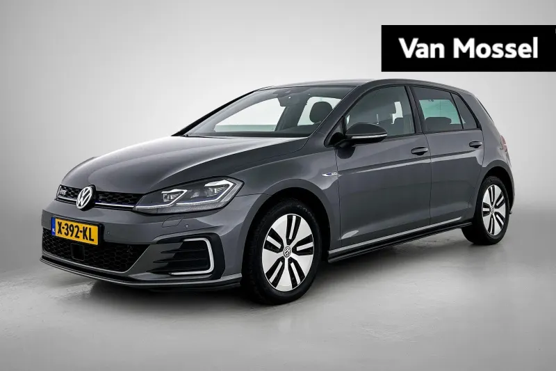 Volkswagen Golf (2020)