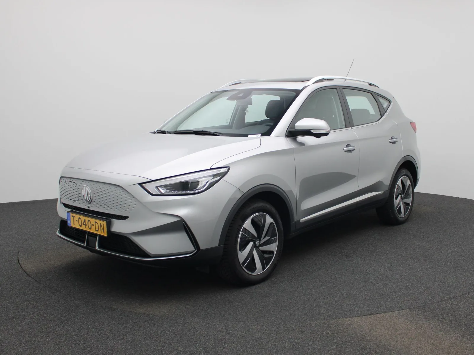 MG ZS EV (2023) — foto 1