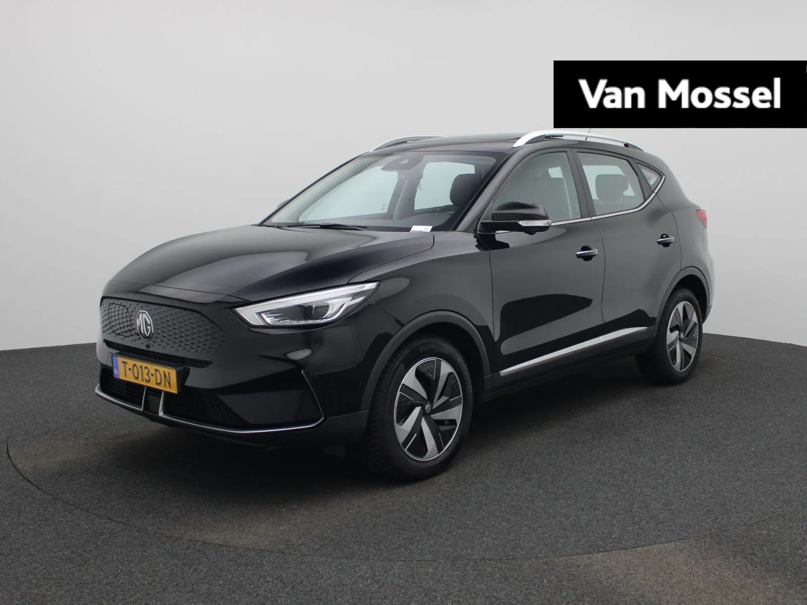 MG ZS EV (2023) — foto 1