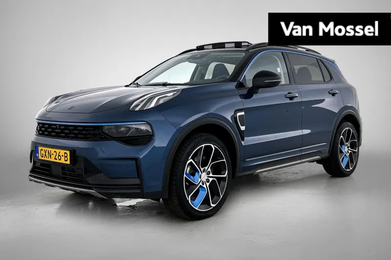 Lynk & Co 01 (2022)