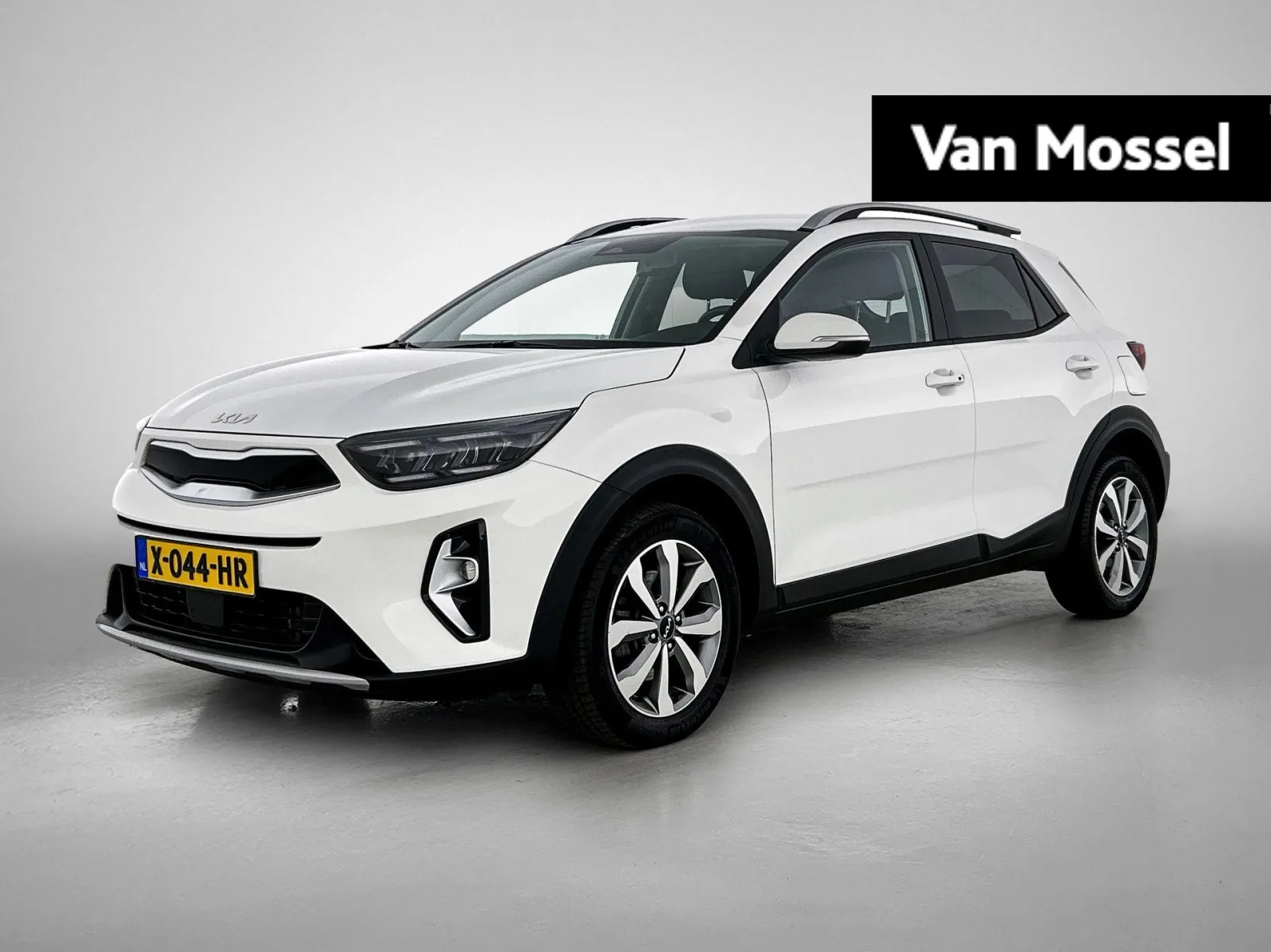 Kia Stonic (2023) — foto 1