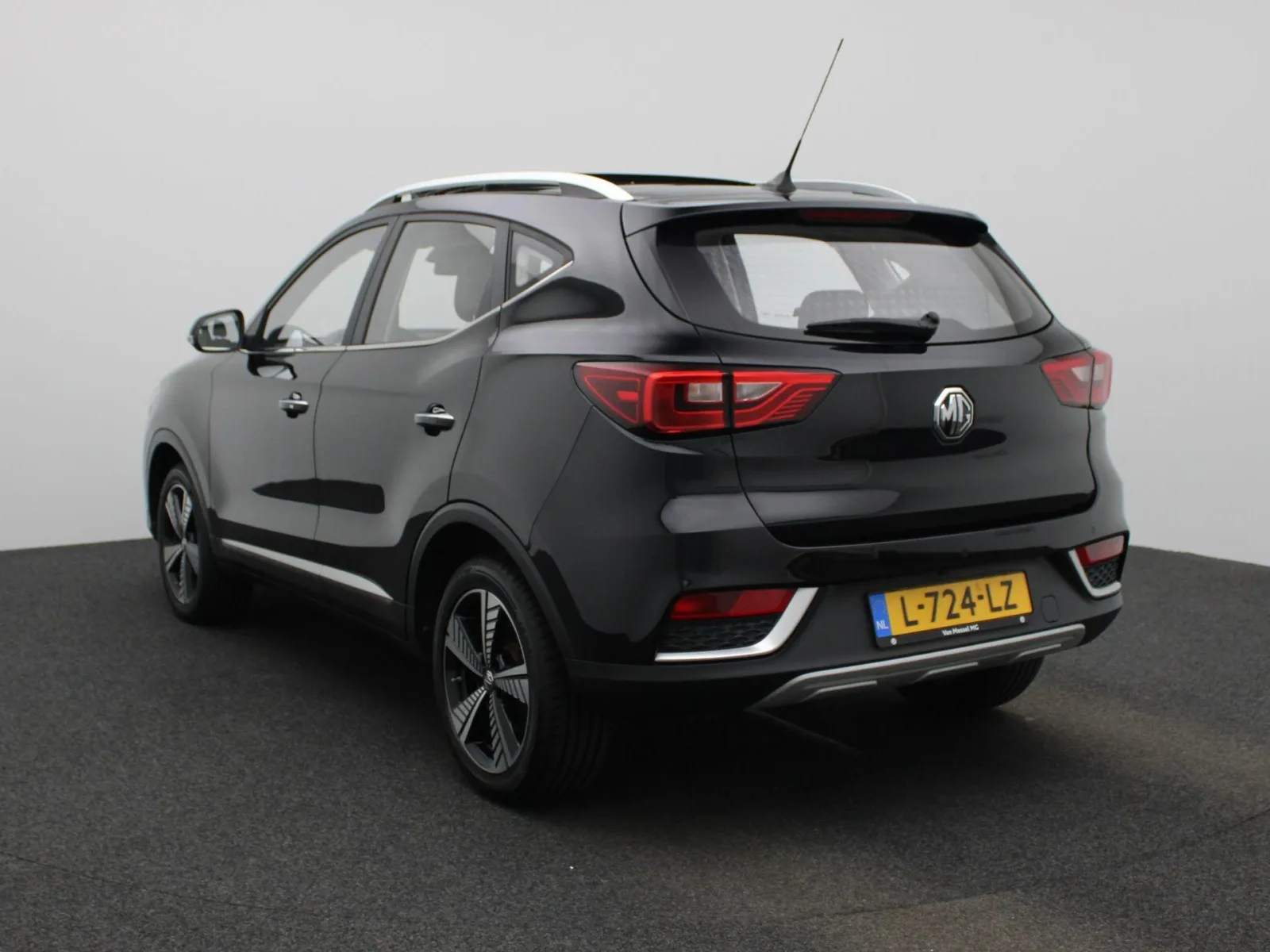 MG ZS EV (2021) — foto 1