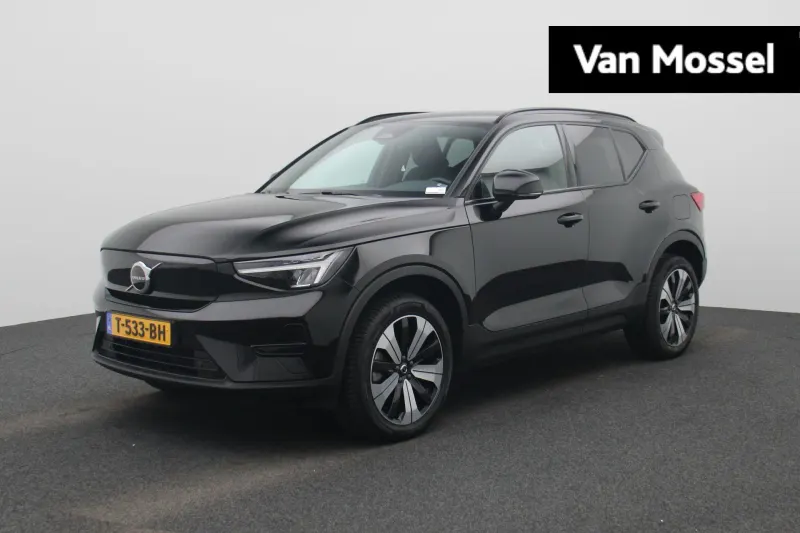 Volvo XC40 (2023)