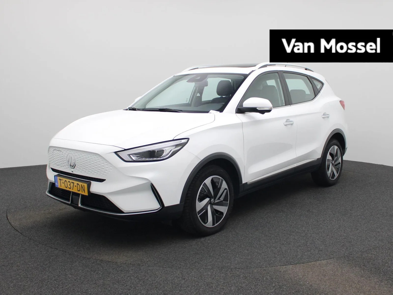 MG ZS EV (2023) — foto 1