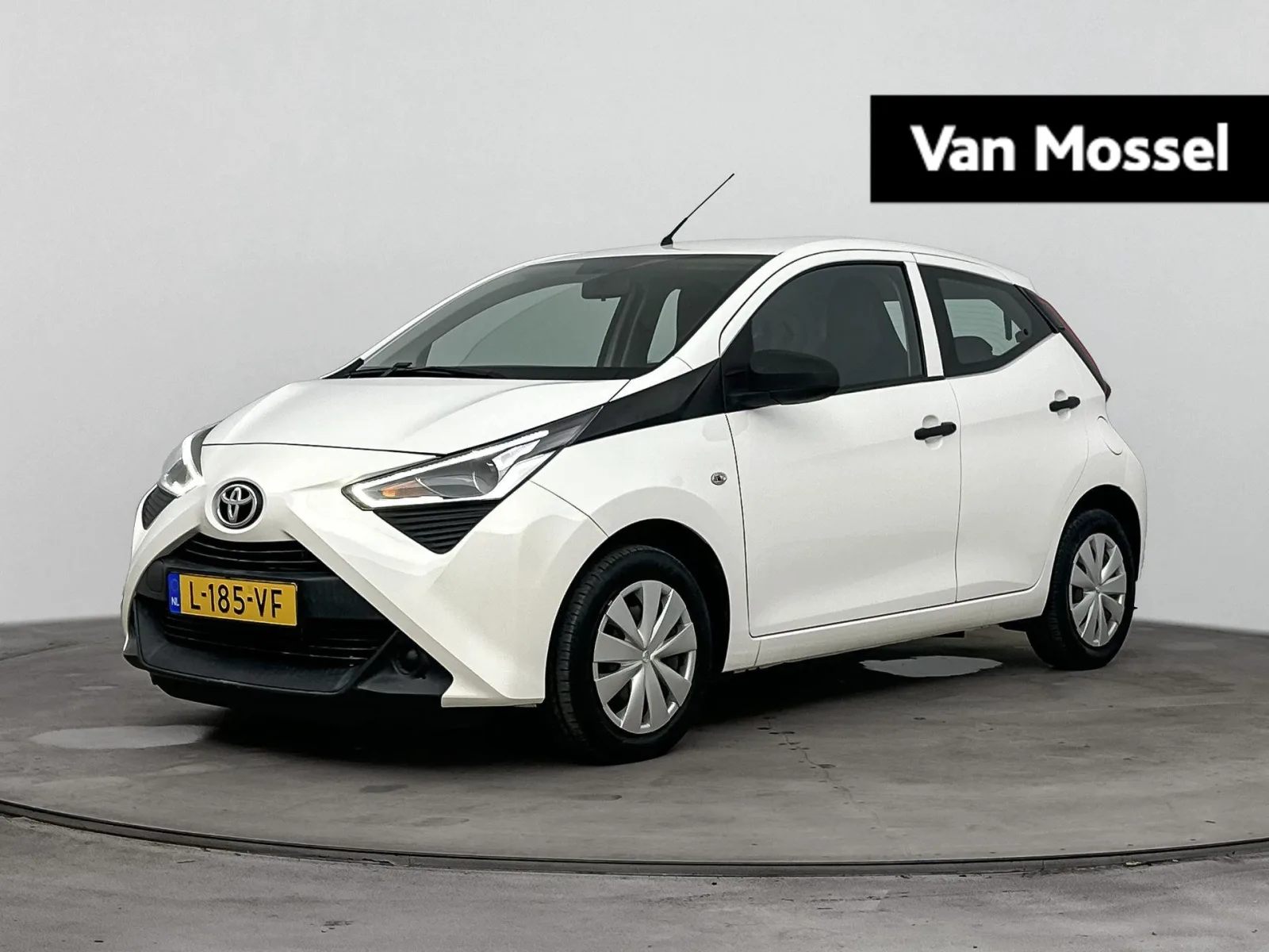 Toyota Aygo (2021) — foto 1