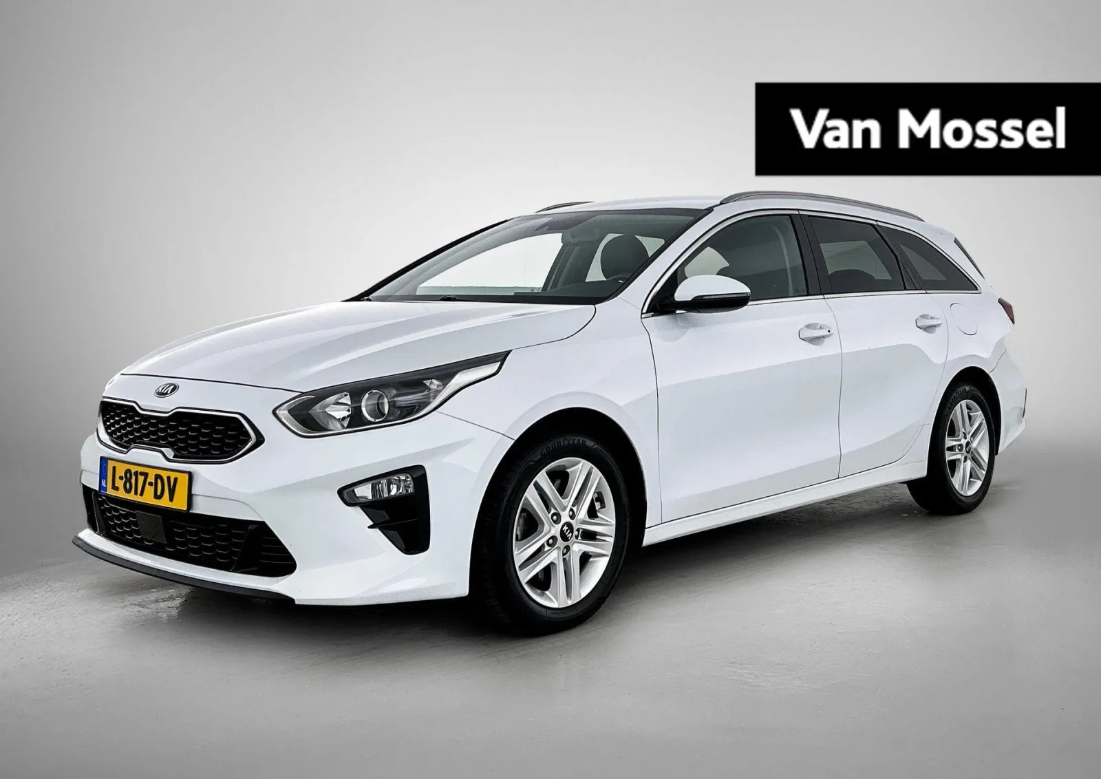 Kia Ceed Sportswagon (2021) — foto 1