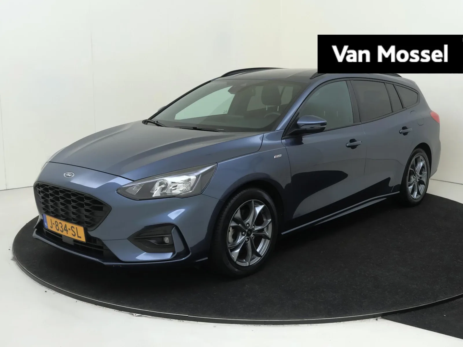 Ford Focus (2020) — foto 1