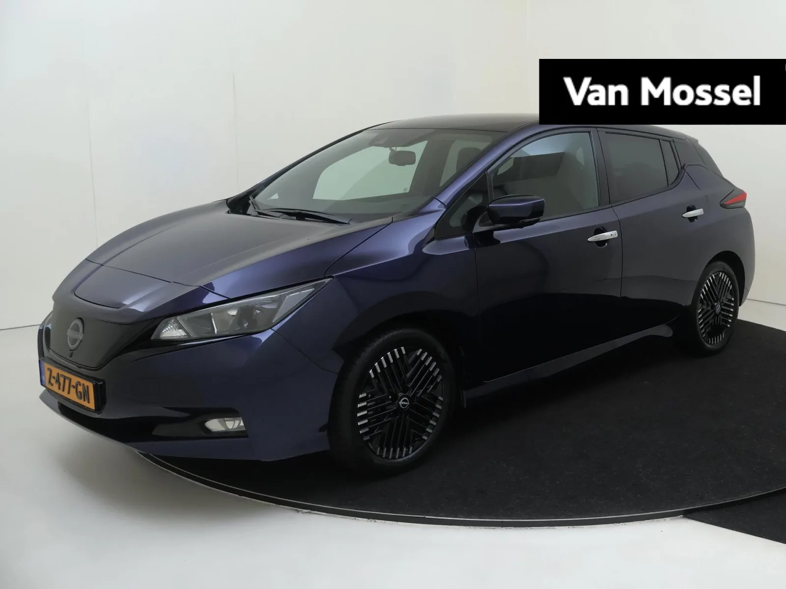 Nissan Leaf (2024) — foto 1