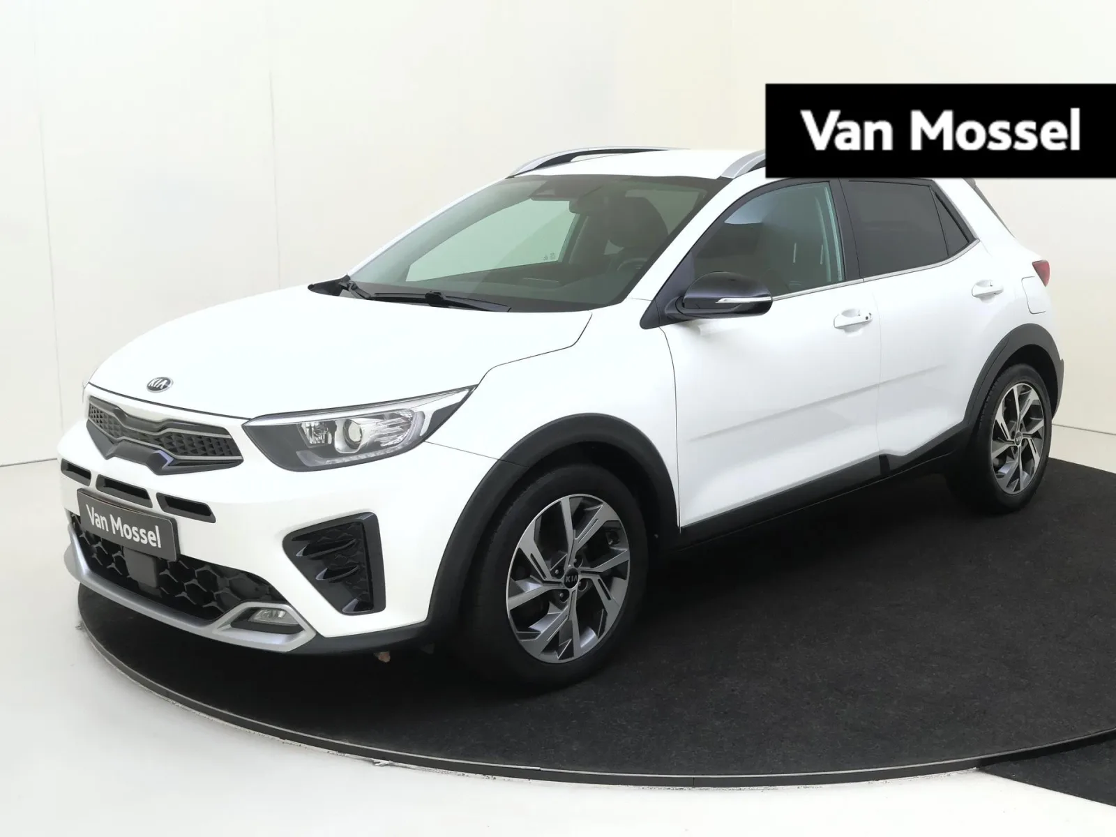 Kia Stonic (2021) — foto 1