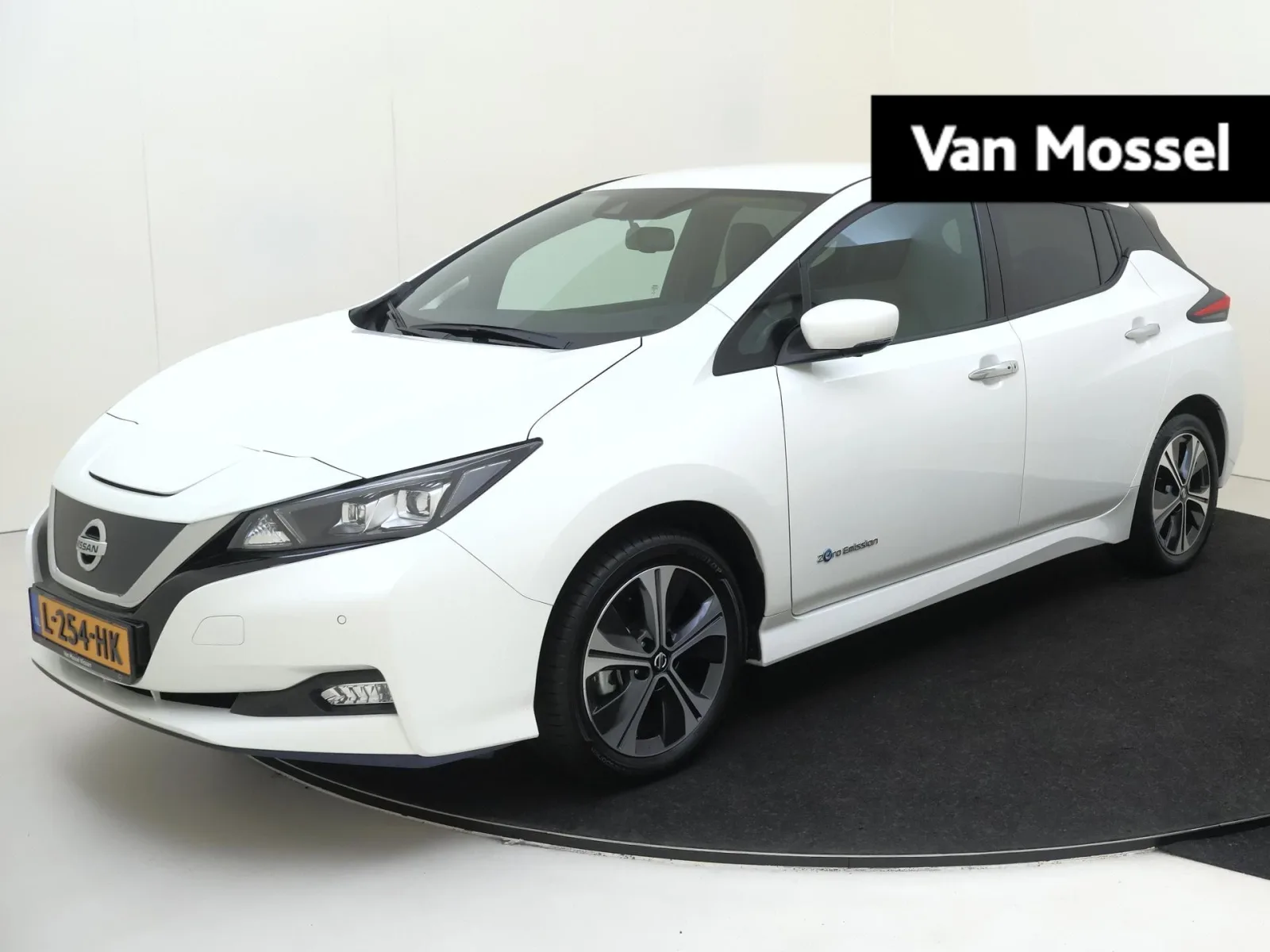 Nissan Leaf (2021) — foto 1