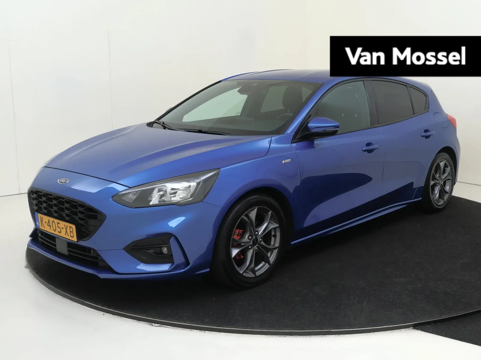 Ford Focus (2021) — foto 1