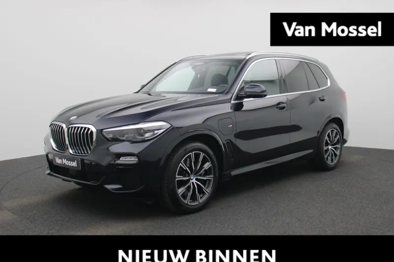 BMW X5 (2021)
