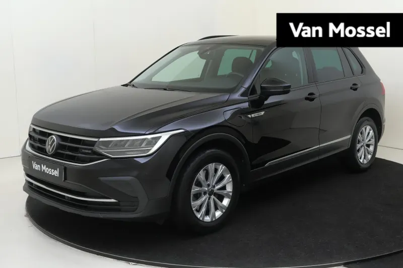 Volkswagen Tiguan (2023)
