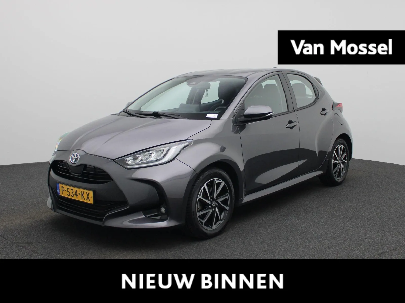 Toyota Yaris (2022) — foto 1