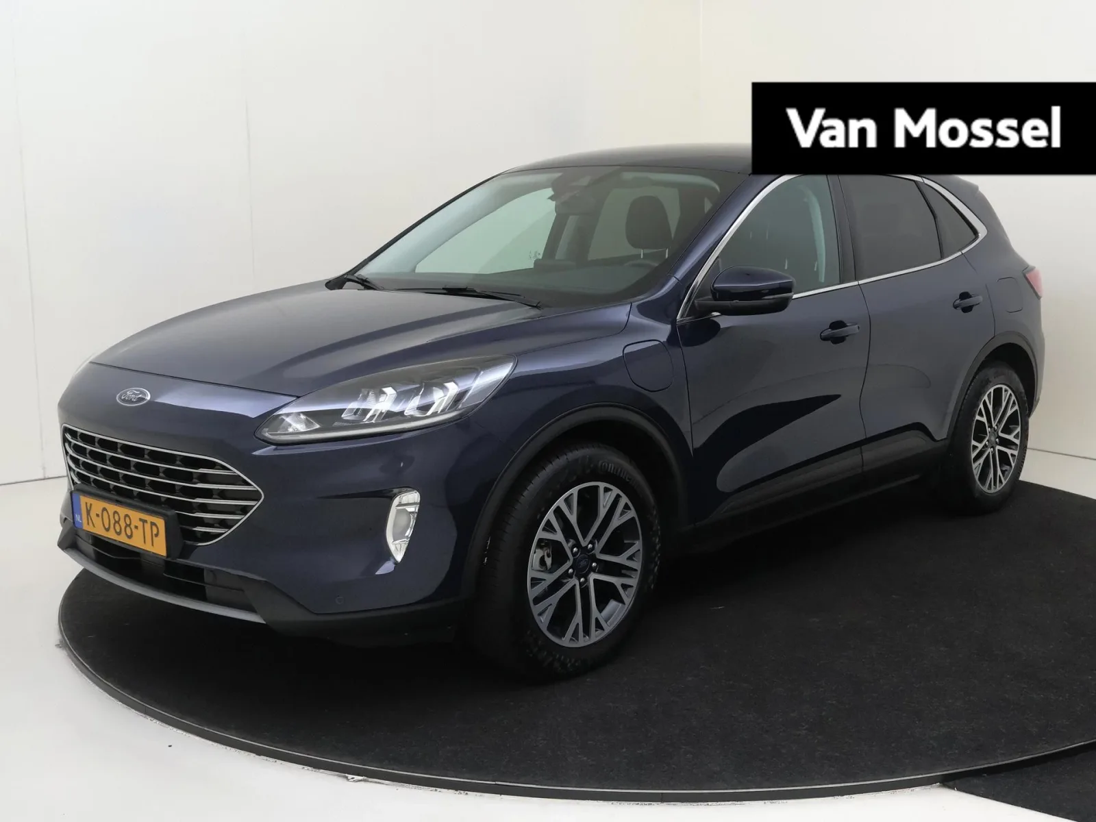 Ford Kuga (2021) — foto 1